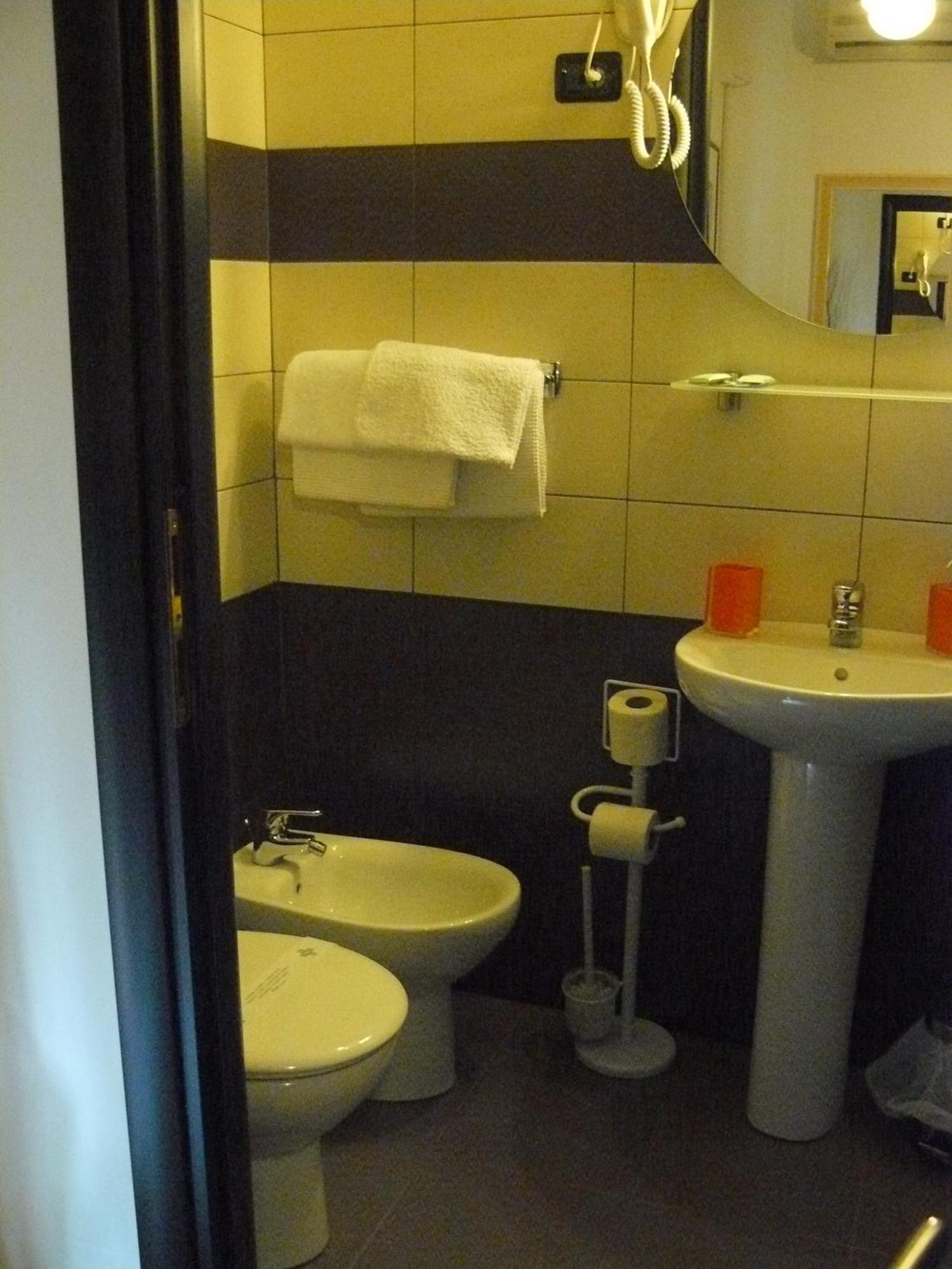 Hotel Vittoriano تورينو المظهر الخارجي الصورة
